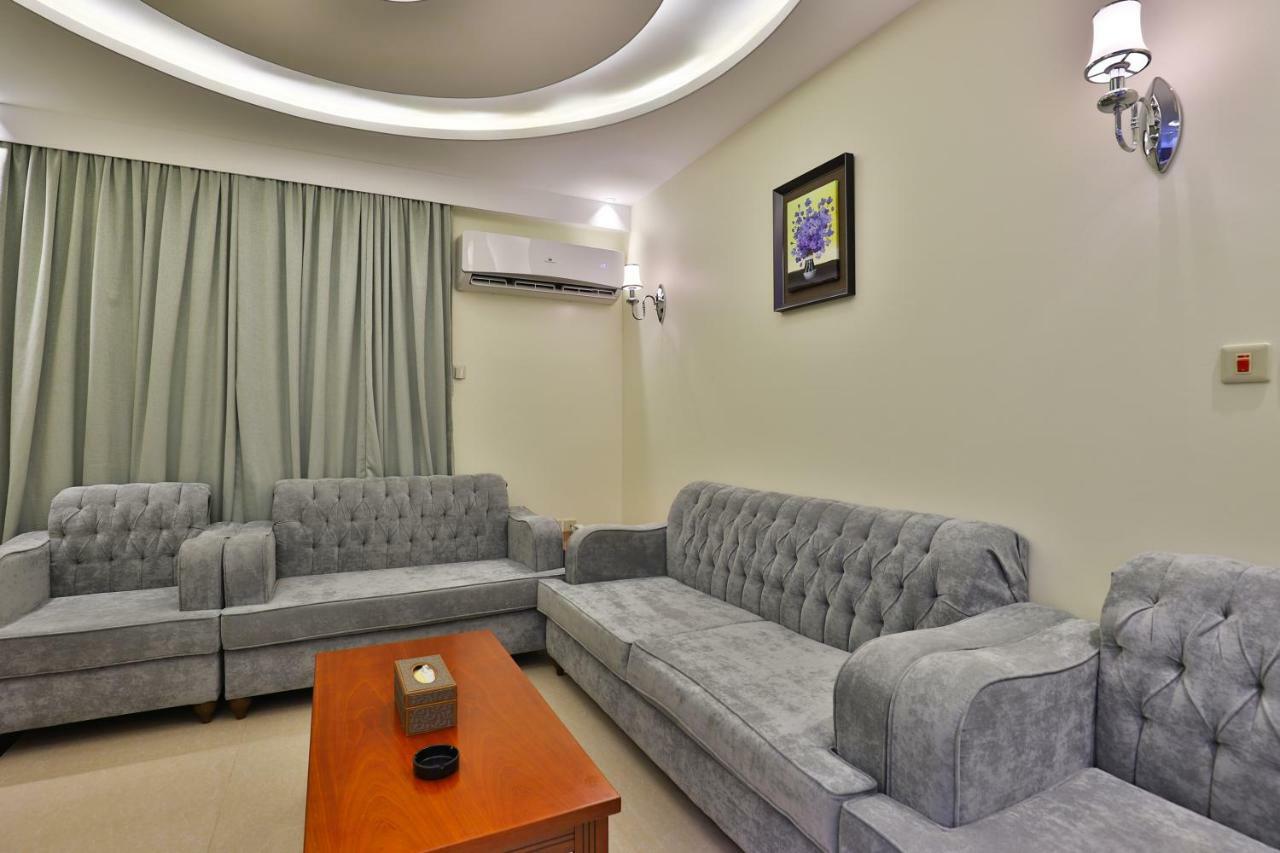 Dreams Houses Furnished Suites Табук Екстер'єр фото